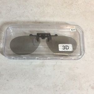NWT Shade Control Aviator sunglass clips with case